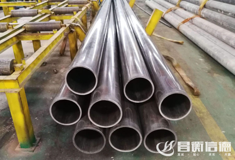 �A������ӵľ���䓹܃r���ϝq���A���ι�